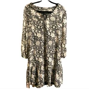 ROSE & OLIVE RUFFLE BOTTOM DROP HEM FLORAL PRINT DRESS MEDIUM